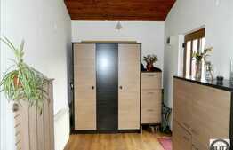 Casa  de vanzare, 50 mp,cu 500 mp de teren si front la strada de 25 ml!