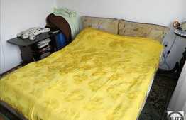 Casa  de vanzare, 50 mp,cu 500 mp de teren si front la strada de 25 ml!