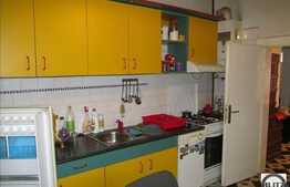 Casa de vanzare, 150 mp, cu teren aferent de 200 mp si front la strada de 16 ml!