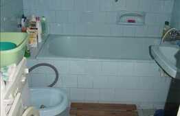 Casa de vanzare, 150 mp, cu teren aferent de 200 mp si front la strada de 16 ml!