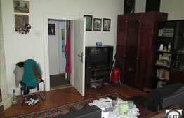 Casa de vanzare, 150 mp, cu teren aferent de 200 mp si front la strada de 16 ml!