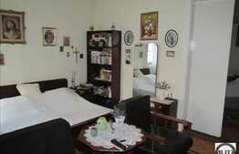 Casa de vanzare, 150 mp, cu teren aferent de 200 mp si front la strada de 16 ml!