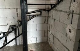 Oportunitate! Casă unifamilială semifinisată, P+M, 100 mp utili vedere la lac