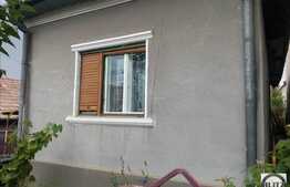 Vanzare casa individuala, 120 mp, 496 mp teren, zona linistita