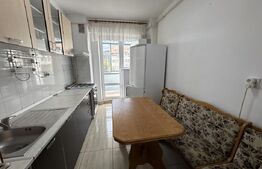 Apartament 3 camere, decomandat, parcare, zona Manastur