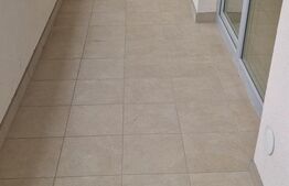 Apartament cu 3 camere, 55 mp, etaj intermediar, zona Eroilor 