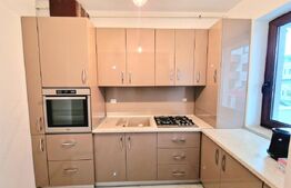 Apartament cu 3 camere, 65 mp, etajul 1, modern, parcare, Sub Cetate