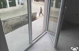 Casa cuplata de vanzare, 110 mp, cu teren de 200 mp, front de 8ml, zona Europa!