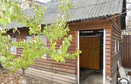 Casa cuplata, 2 camere, 37 mp, teren 350 mp, cartier Bulgaria