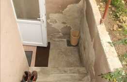 Casa cuplata, 2 camere, 37 mp, teren 350 mp, cartier Bulgaria