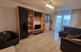 Apartament cu 3 camere decomandate, 68 mp, bloc renovat si izolat, zona Triaj