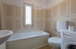 Apartament cu 3 camere, etaj 2/2, cu parcare exterioara, zona Fagului