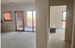 Apartament cu 3 cam,etaj 3,zona Subcetate,cu view panoramic si parcare subterana