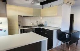 Apartament cu 2 camere, semidecomandat, etaj 3/3,  cu parcare, zona Muzeul Apei