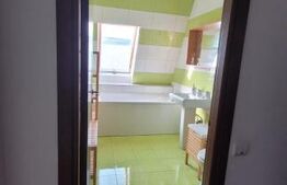 Apartament cu 2 camere, semidecomandat, etaj 3/3,  cu parcare, zona Muzeul Apei