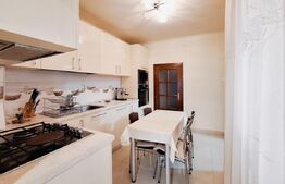 Casă cochetă în zona centrală cu potențial și funcționalitate excelentă