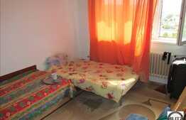 Apartament de vanzare, 2 camere, 47 mp in zona Piata Hermes. Boxa inclusa