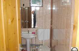 Casa de vacanta de vanzare, 90 mp cu teren 400 mp