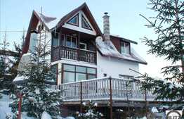 Casa de vacanta de vanzare, 90 mp cu teren 400 mp