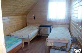 Casa de vacanta de vanzare, 90 mp cu teren 400 mp