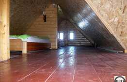 Casa de vacanta de vanzare, 90 mp cu teren 400 mp