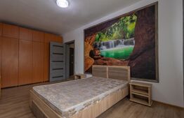 Apartament 2 camere, etaj 3 din 4 , cu balcon si parcare ,in zona Eroilor 