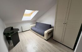 Apartament de vanzare, 3 camere, 61 mp, mansarda, zona Florilor