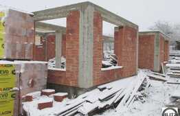 Vanzare casa la rosu cu 170 mp in Luna de Sus, 400 mp teren! COMISION 0%