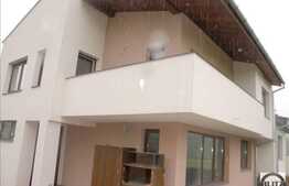 De vanzare casa cu 124 mp, finalizata in 2011, zona Luna de Sus