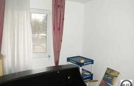 Vanzare 4 camere in zona strazii Primaverii, izolat termic