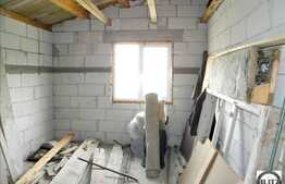 Casa de vanzare 182 mp utili cu teren 767 mp