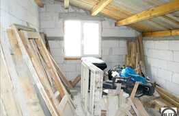 Casa de vanzare 182 mp utili cu teren 767 mp