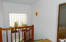 Casa de inchiriat cu 4 camere, 240 mp cu teren 500 mp, Faget