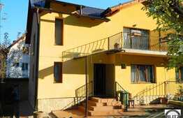 Casa de inchiriat cu 4 camere, 240 mp cu teren 500 mp, Faget