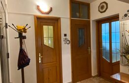 Apartament cu 3 camere, decomandat în Codlea