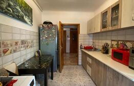 Apartament cu 3 camere, decomandat în Codlea