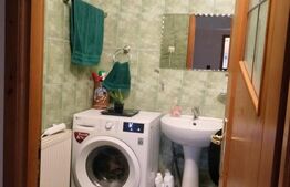 Apartament cu 3 camere, decomandat în Codlea