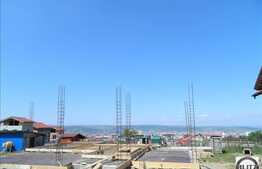 Casa de vanzare, 165 mp utili, dispusa D+P+M