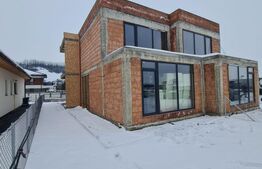 Oportunitate! Duplex 129 mp, teren 240 mp,  la 10km de Cluj