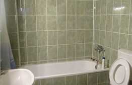 Casa de vanzare, 110 mp utili, curte 500 mp, ideal pentru investitie