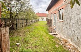 Casa partial finisata Jucu de Sus 589mp teren