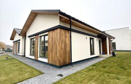 Casa individuala de 3 camere, 90mp, curtea 350mp, zona Sanicoara