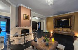Vila  cu piscina exclusivista de vanzare in zona  Grand Hotel Italia