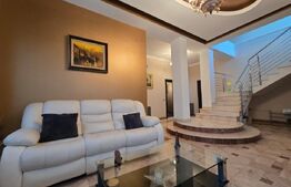 Vile  cu piscina exclusivista de vanzare in zona  Grand Hotel Italia