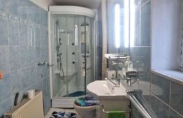 Casa de vanzare, D+P+Etaj+pod -individuala-centrala