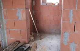 Casa individuala 127 mp, teren 425 mp, zona linistita de case!