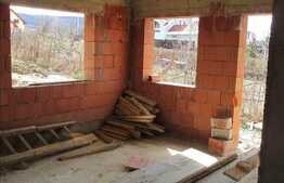 Casa individuala 127 mp, teren 425 mp, zona linistita de case!