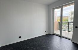 Apartament 3 camere, parcare, pretabil birouri, zona Vivo