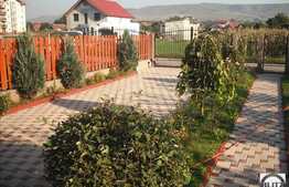 Casa Mobilata Si Utilata Din Floresti , Confort Asigurat !!