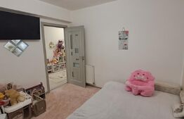 Apartament cu 3 camere, parter inalt, zona Florilor, cu parcare inclusa